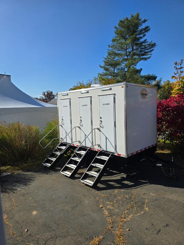 The Good Life Restrooms - 1
