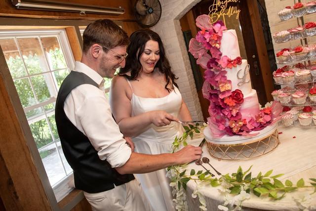 Omalicha Custom Cakes & Confectionery - 3