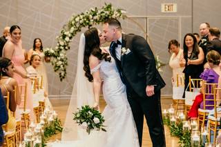 Fleur De Lis Florist - 29