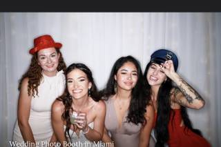 Photo Booth by LNH - 11
