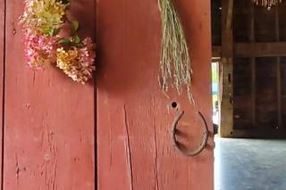 Dancing Tulip Floral Boutique - 7