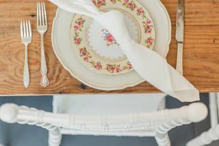 Southern Vintage Table - 29