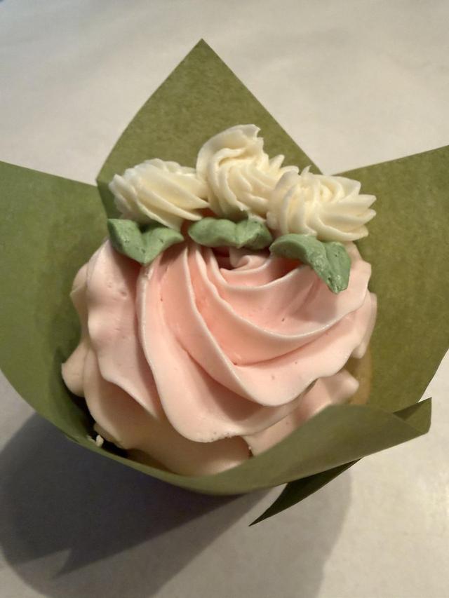 Candy and Confections by Lisa Stoudt - 1