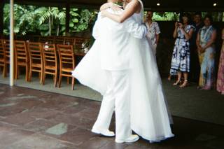Haiku Gardens Weddings - 10
