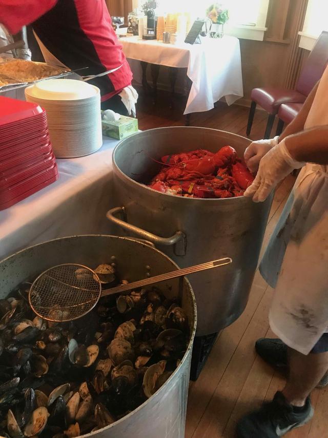 Clambake Connection - 2