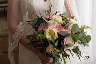 Dayna DeFazio Hair and Makeup Artistry - 14