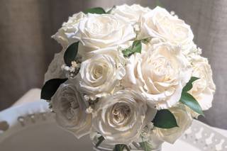 Dream Designs Florist and Wedding Boutique - 8