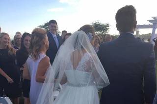 Love Bird Bridal Shop - 11