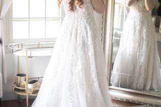 Fariba's Bridal Alterations & Custom Design - 24