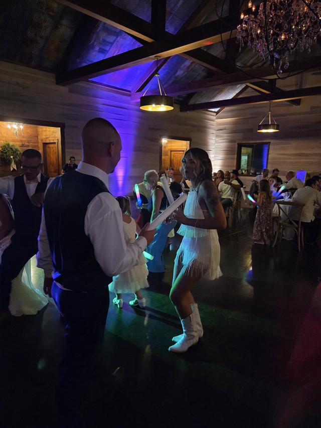 Roeshink Entertainment - 2