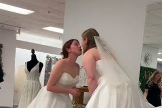 Laura & Leigh Bridal, LLC - 16