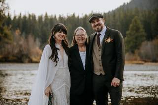 Joann McGregor Wedding Officiant - 15