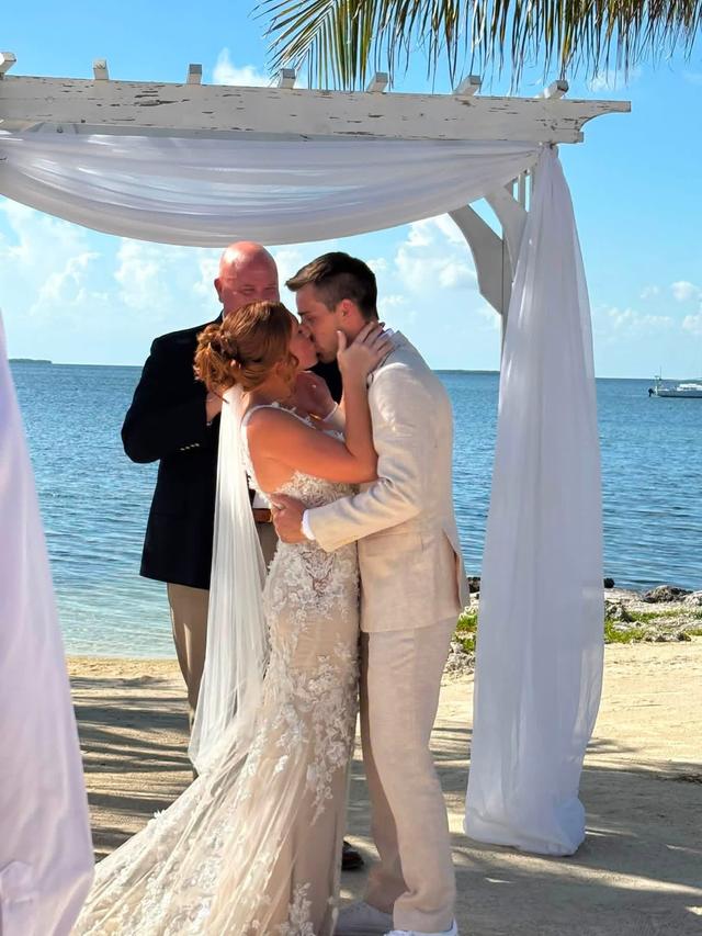 Key Largo Lighthouse Beach Weddings - 2