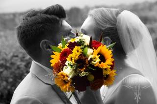 Farmhouse Floral Designs & Events - 81