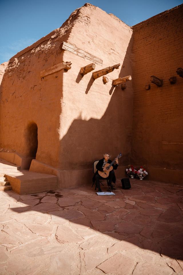 Petra Guitar - 1