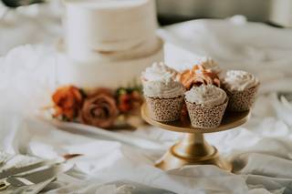 Cakes On The Move - 9