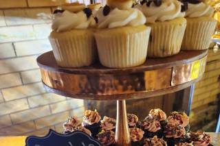 Frosted Swirl Cupcakes - 32