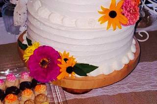 Dee's Cakes 'n Pies - 1