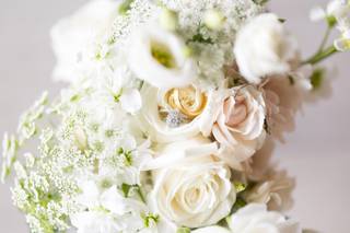 Carried Away Florals & Events, LLC - 10