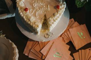 LaLa Custom Cake - 5