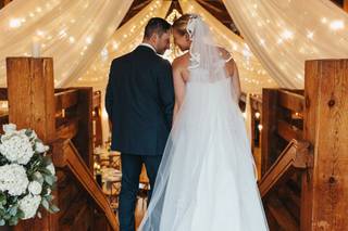 The Red Lion Inn and Barn - 10