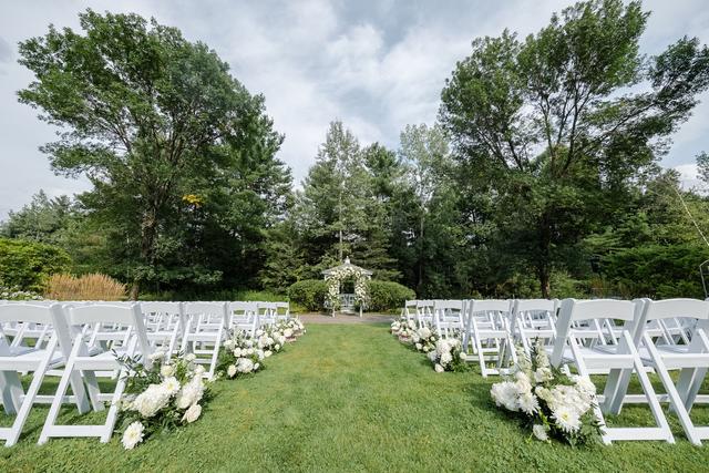 Middlebury Floral & Gifts - 3
