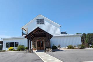 Luna's Trail Farm and Event Center - 6