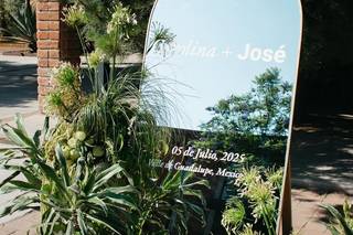 Sarai Flores Weddings - 7