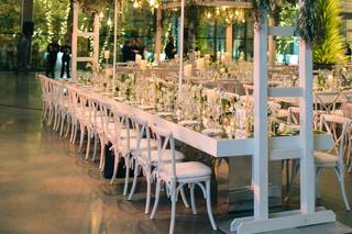 Table & Tulip - 34