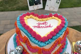 Sweet Tooth Baking Company - 9
