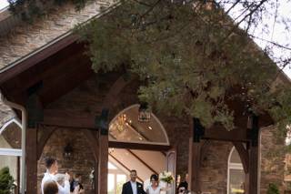 Dooley's Chapel on the Lake - 6