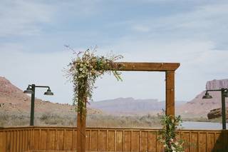 Tangled Sage Event Artistry - 11