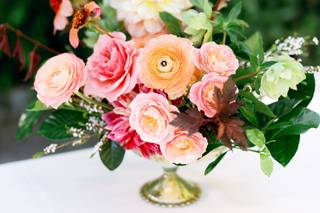 Precious and Blooming Floral Design - 16