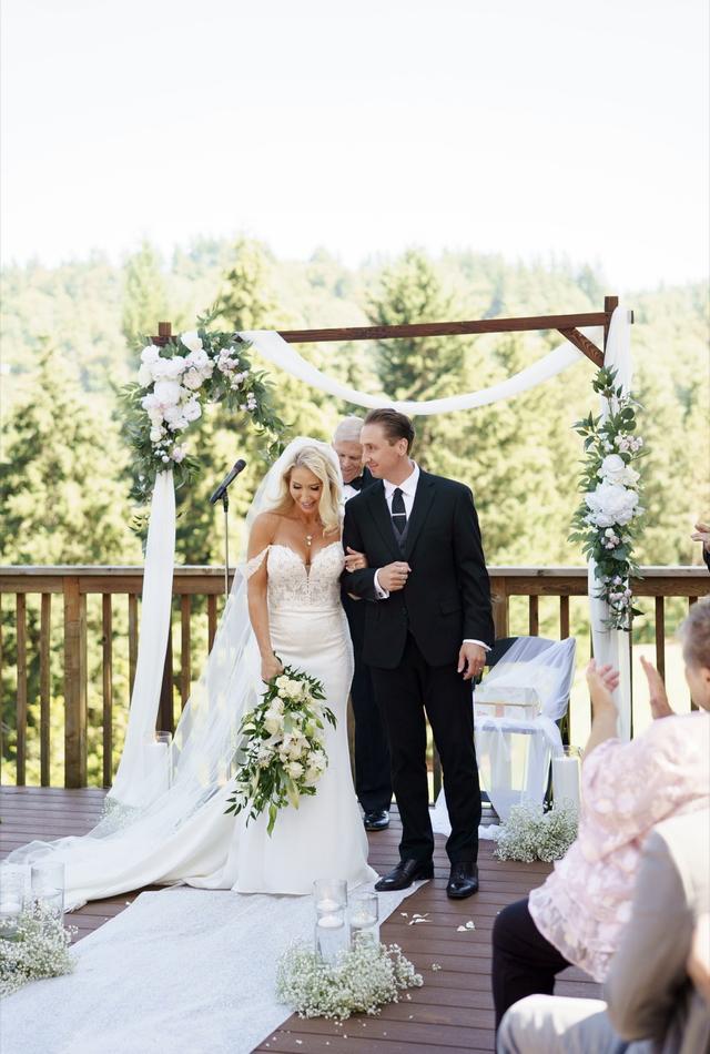 Sah-Hah-Lee Golf Wedding and Events Pavilion - 2