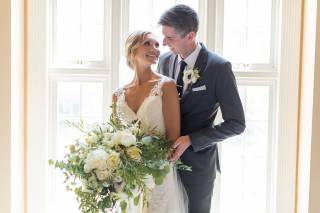 Fleur De Lis Florist - 75