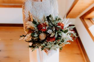 A Rose is a Rose Florist - 33