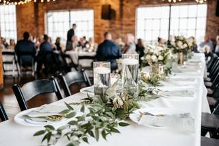 Southern Elegance - Wedding, Events & Floral Design - 12