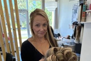 Sharmaines Salon and Day Spa - 7