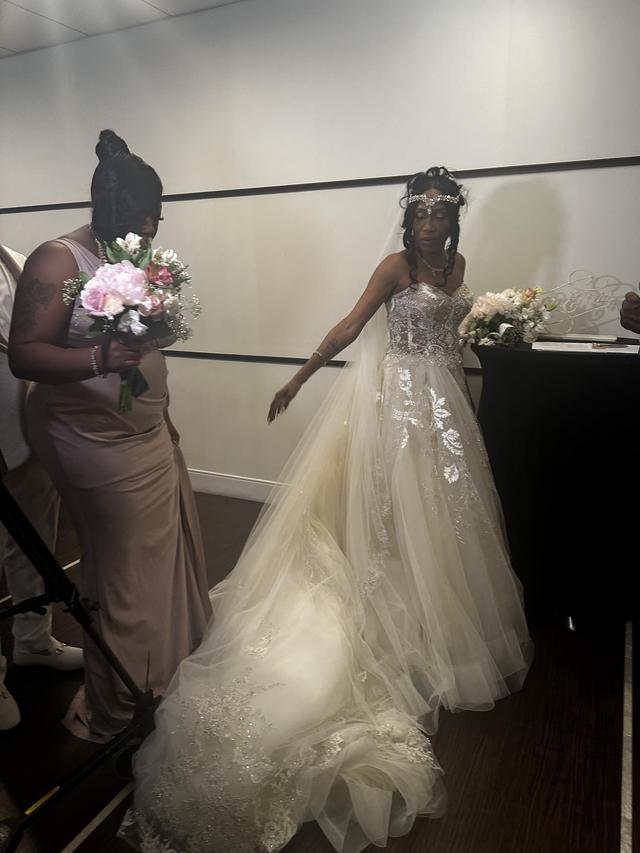 Elizabeth's Bridal Manor - 2