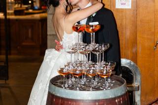 Napa Valley DJ & Photo Booth - 6