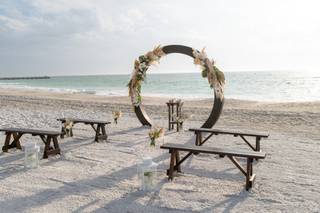 Simple Weddings - 12