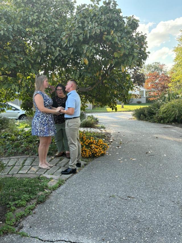 Lindsey Dumas-Bell, Officiant - 2