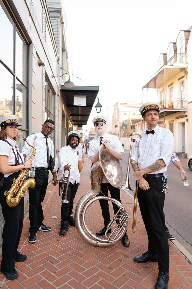 Big Fun Entertainment & Brass Band - 2
