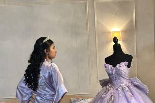 Behind the Bride - 32