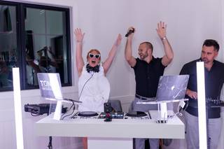 Tonez Entertainment - 6