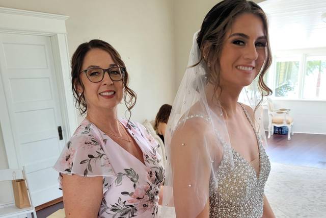 DS Hair & Makeup Creations, LLC 4