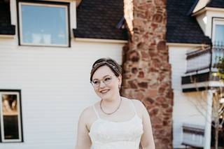 Linh's Bridal & Alterations - 71