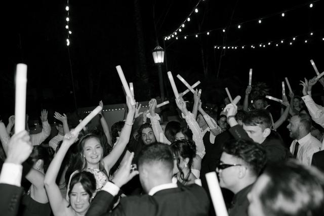 Classic Cuts Mobile DJ Service - 3