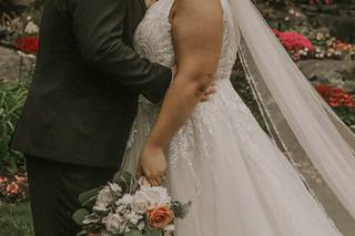 Cameron & Fairbanks Floral Design - 9
