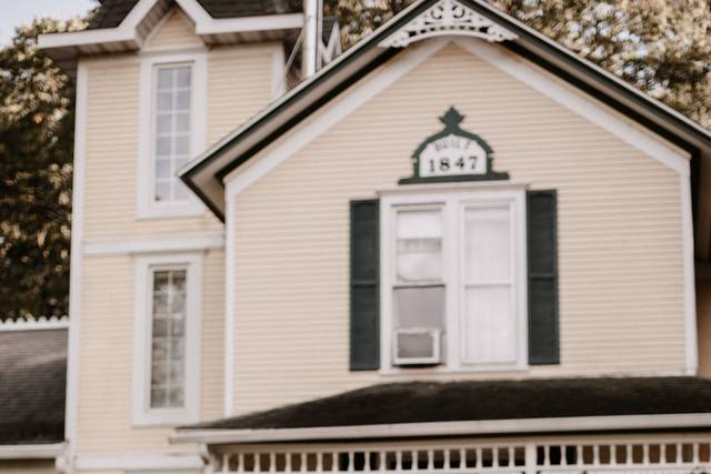 Stonegate Manor 2
